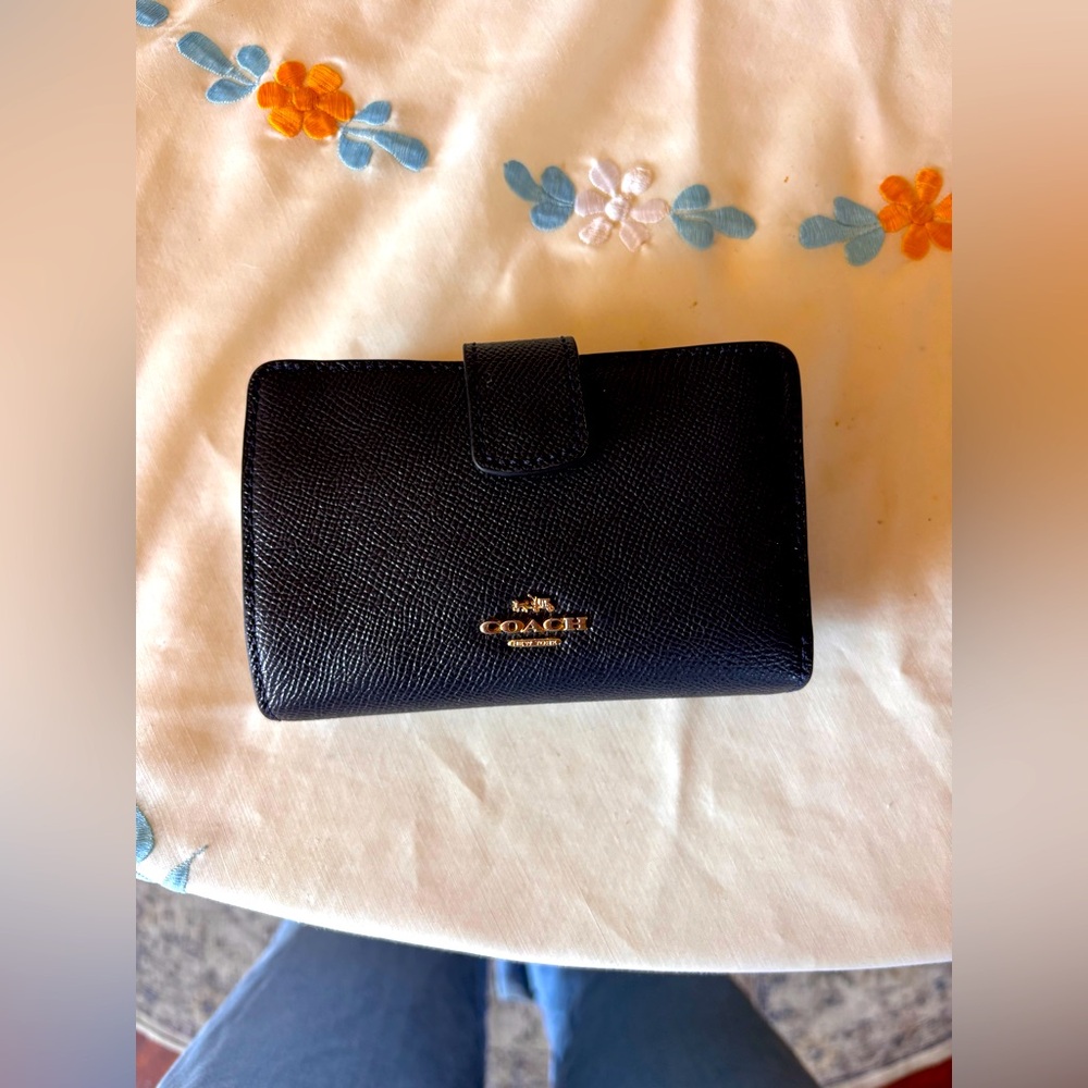 Coach Navy Leather corner zip wallet